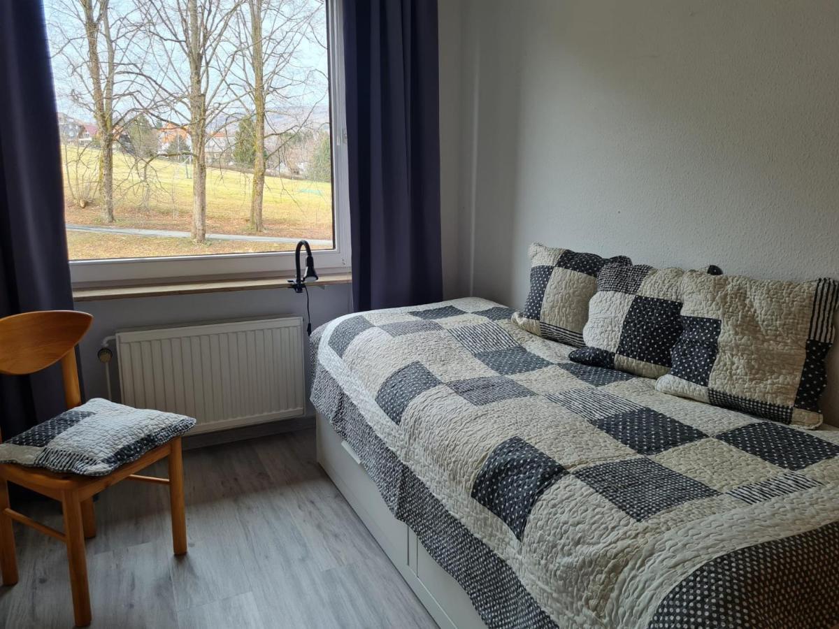 Grosse - Kamin - Balkon - Boxspringbett - Skiwiese *